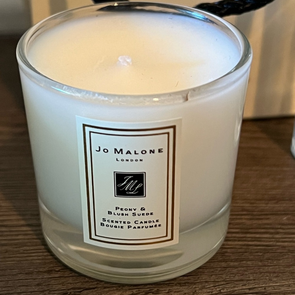 Jo Malone Frangipani Flower cologne 10 ml and White Candle Set - Picture 3 of 8